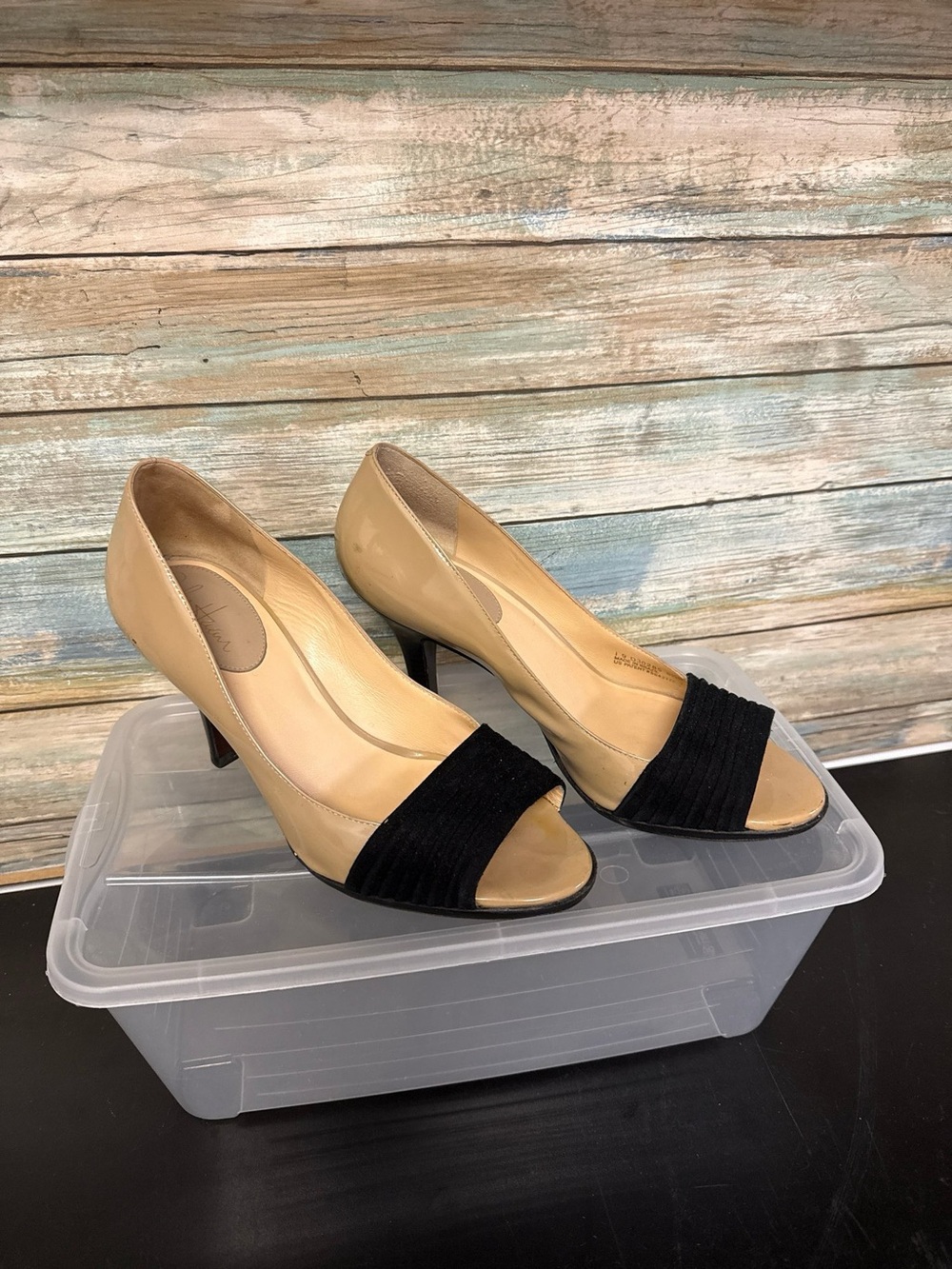 Cole Haan beige and black peep toe size 8.5 velvet cap toe